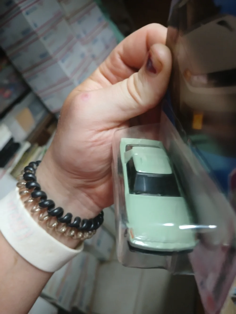 green Hot Wheels Hako Type D diecast car from the 2026 Compact Kings series (col